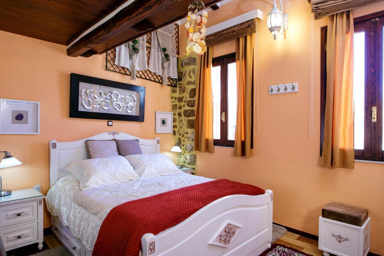 Sali Chelidonaki Boutique Suite Chania  Buitenkant foto