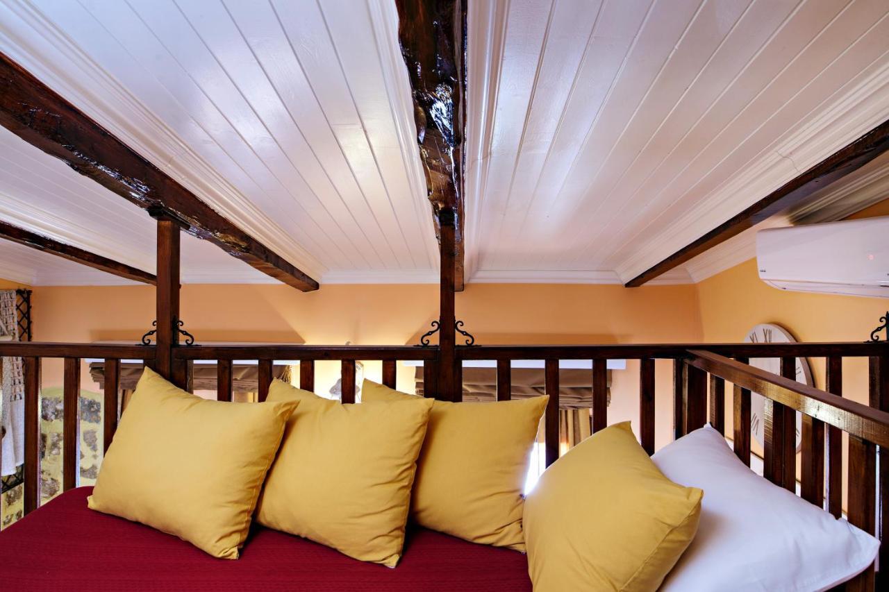 Sali Chelidonaki Boutique Suite Chania  Buitenkant foto
